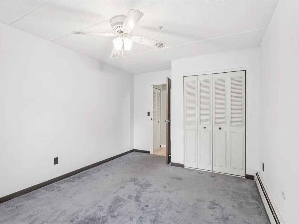 Photo of Unit 16 at 881 Broadway
