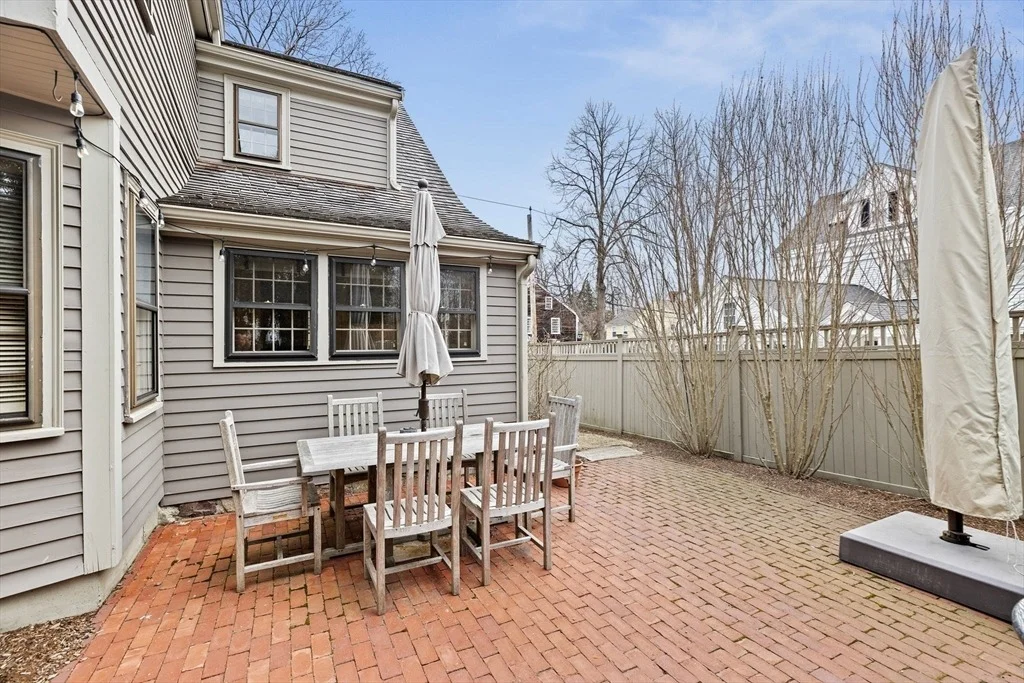 Photo of 24 Lincoln St