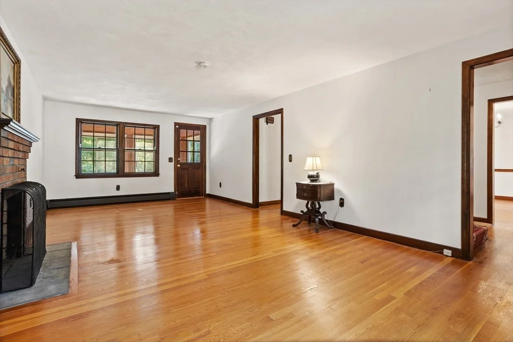 Photo of 15 Reeves Rd
