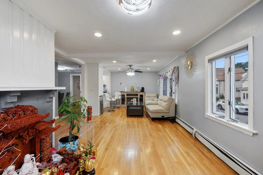 Photo of 31 Endicott St.