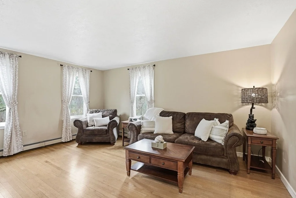 Photo of 17 Oak St