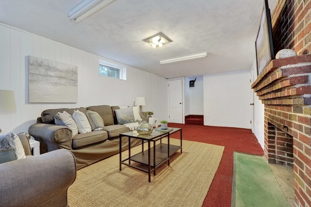 Photo of 7 Birch Hill Rd