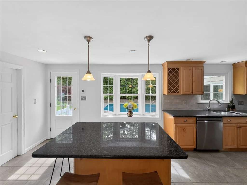 Photo of 19 Tilton Ln