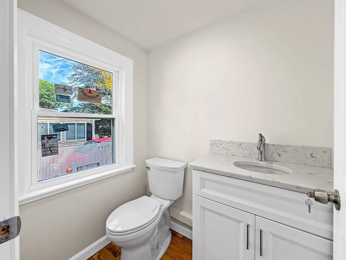 Photo of 32 Grant Rd