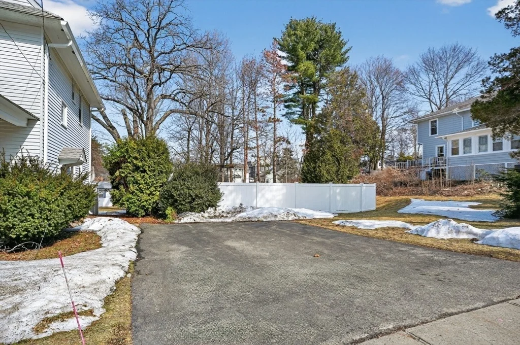 Photo of 112 Shawmut Avenue