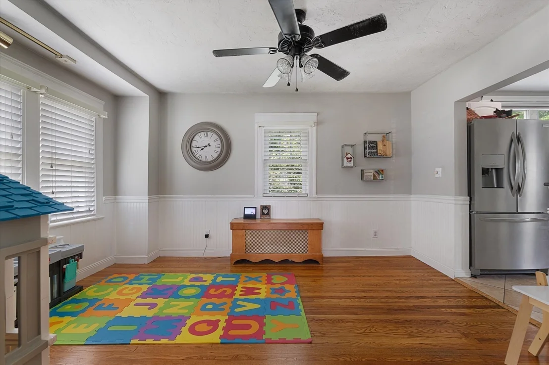 Photo of 22 Oneida