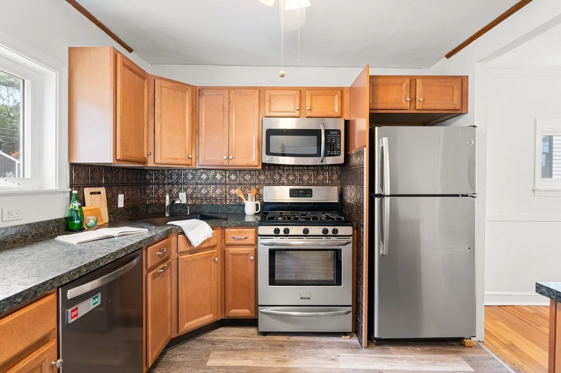 Photo of 94 Hibbert St