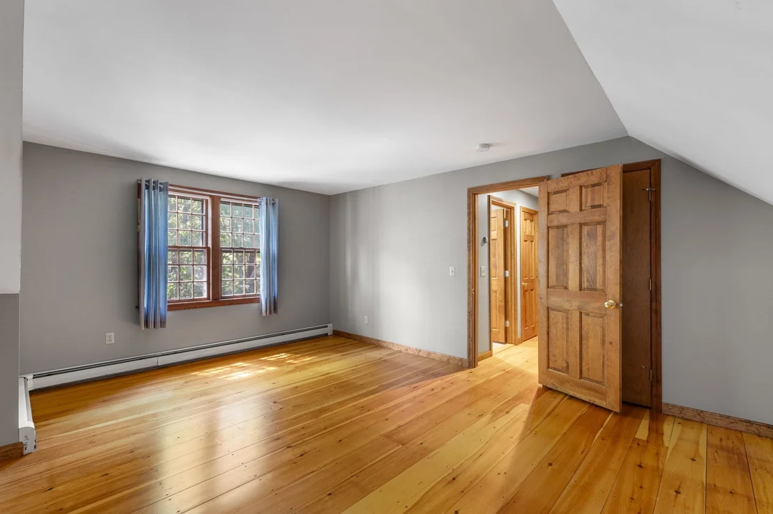 Photo of 114 King Arthur Dr