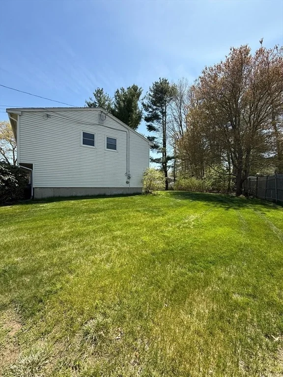 Photo of 4 Fernandez Circle