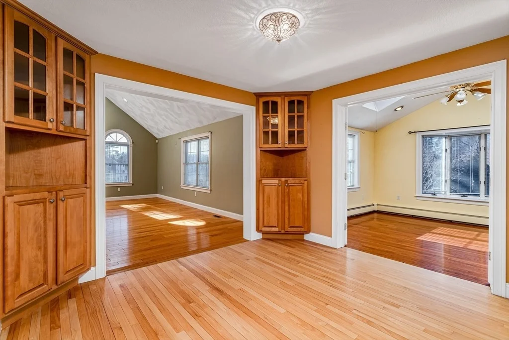 Photo of 4 Madigan Ln