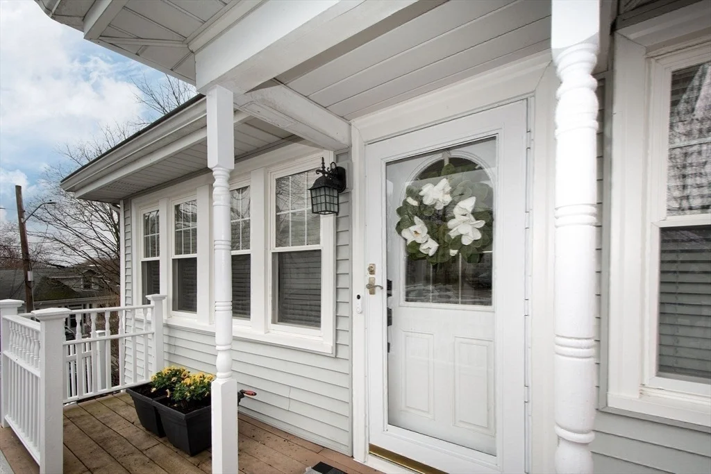 Photo of 271 Holbrook Rd