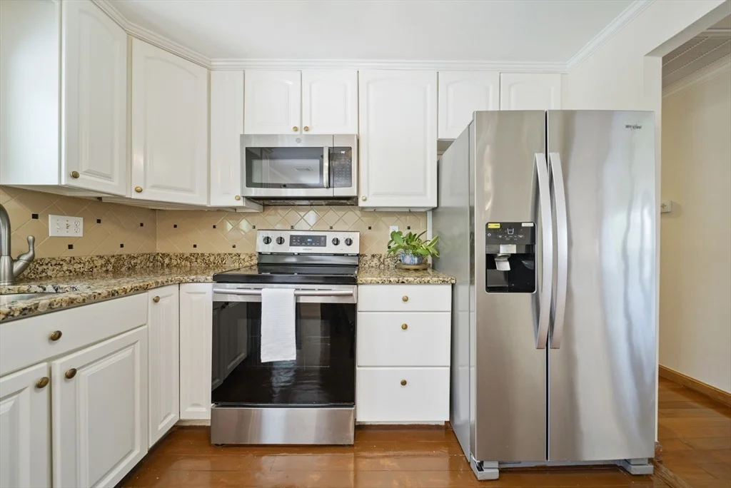 Photo of 15 Wiseman Dr