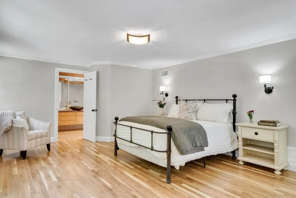 Photo of 72 Beverly Rd