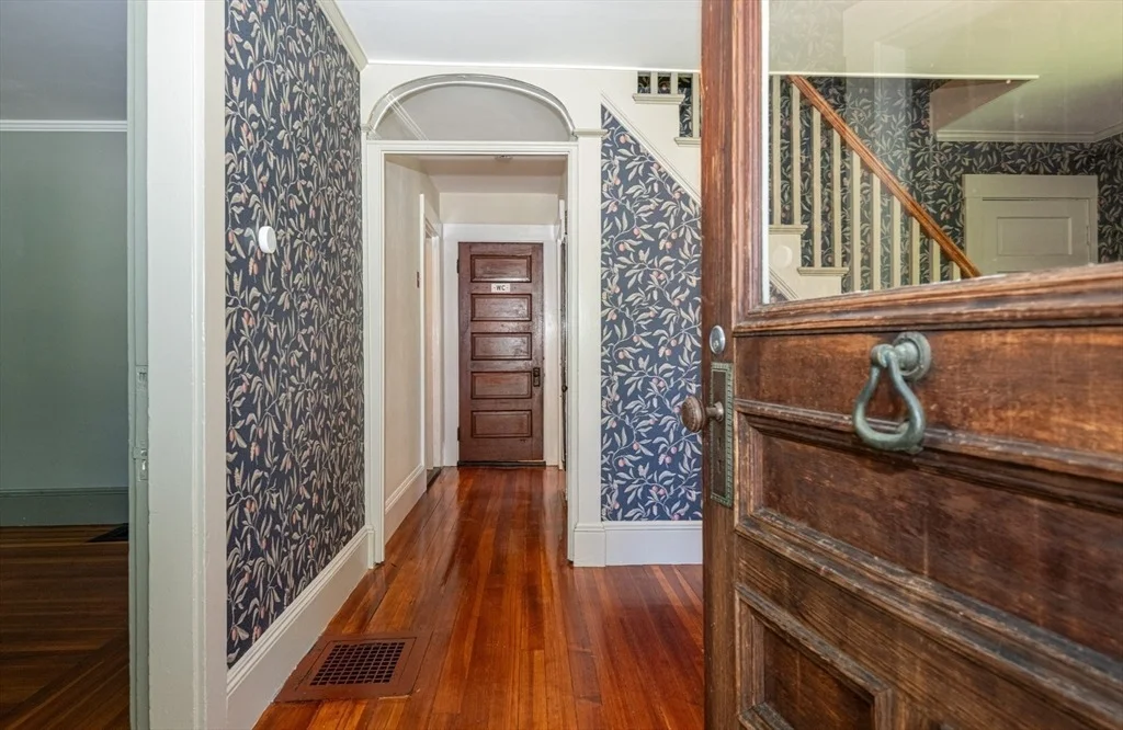 Photo of 34 Lowell Road