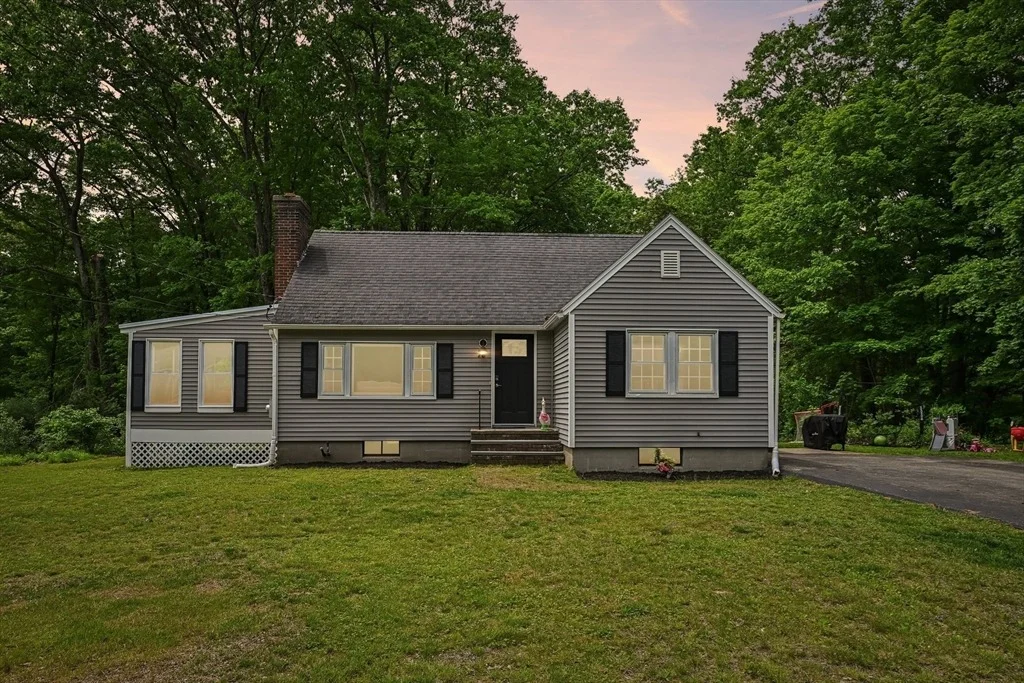 Photo of 18 Carleton Rd
