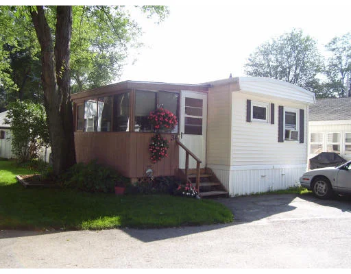 Photo of Unit 34 at 557-34 Southwest Cutoff