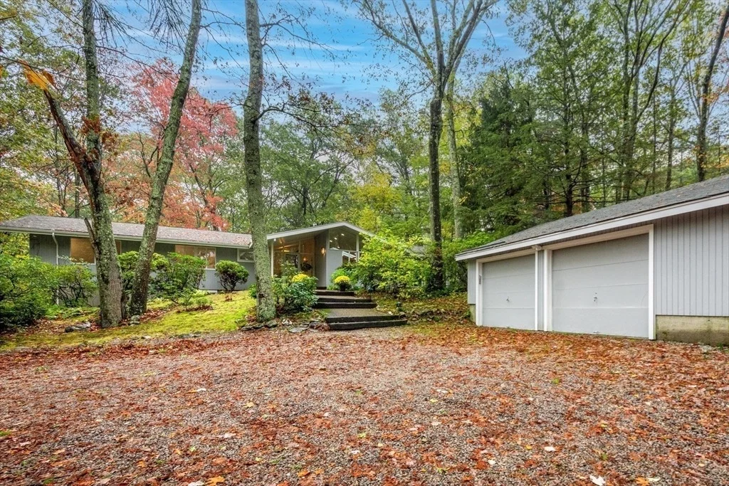 Photo of 12 Laurel Drive