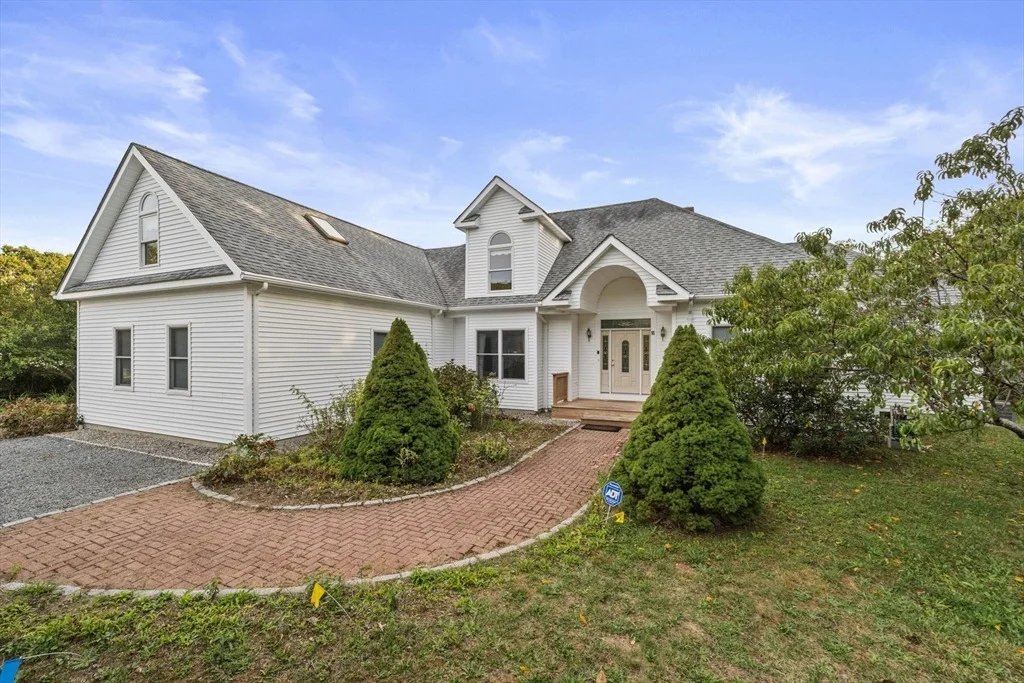 Photo of 95 Brittany Drive