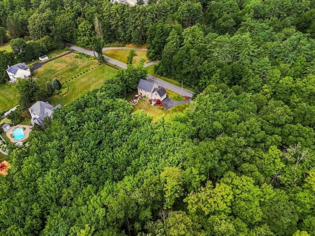 Photo of 424 Langen Rd