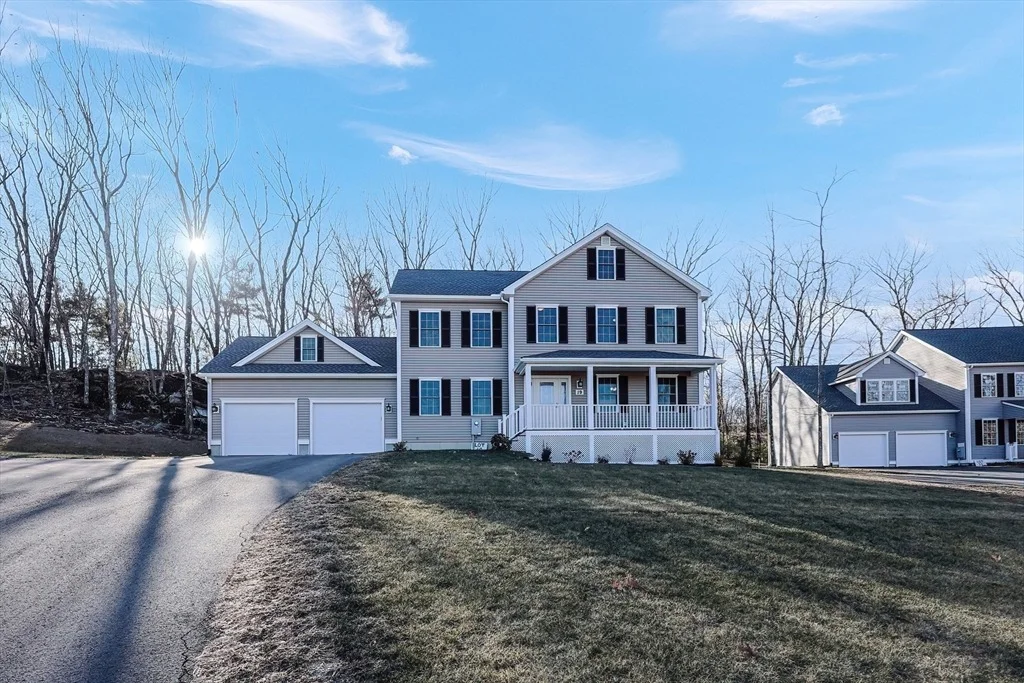 Photo of 19 Oriole Dr