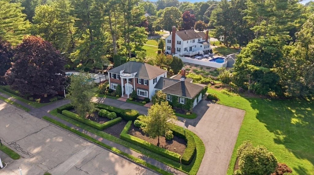Photo of 2 Russell Road