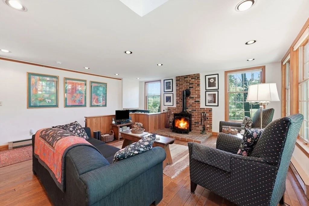 Photo of 965 Conway Rd