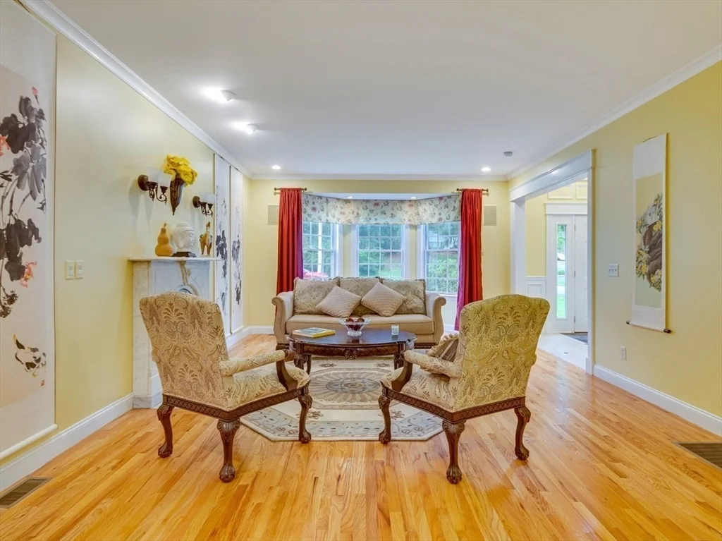 Photo of 14 Nassau Drive