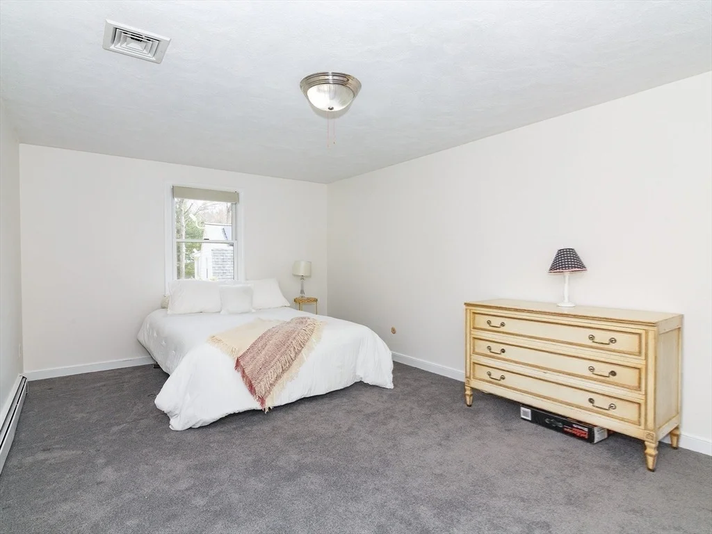 Photo of 6 Barry Drive