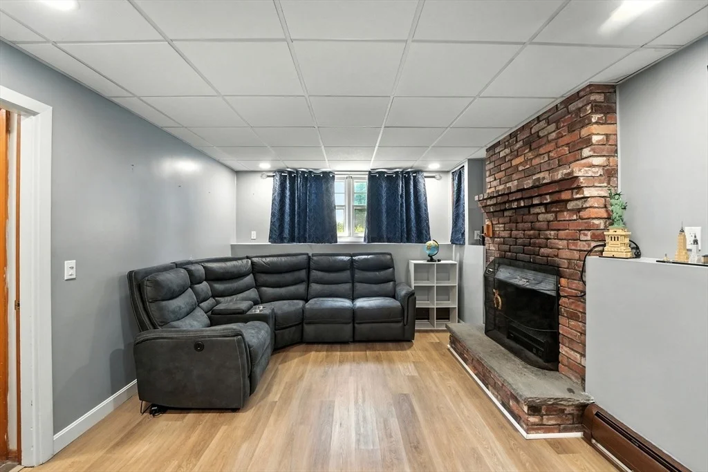 Photo of 9 Heritage Cir