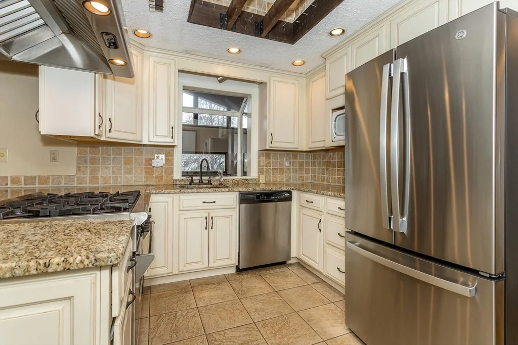 Photo of 3 Hickory Ln