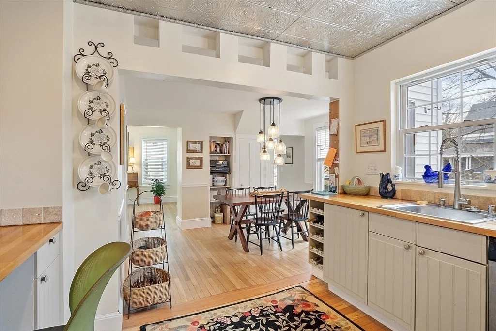 Photo of 21 Waban St