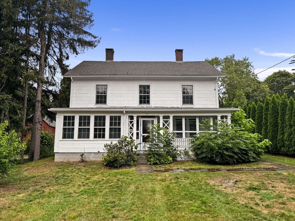 Photo of 19 Mendon Rd
