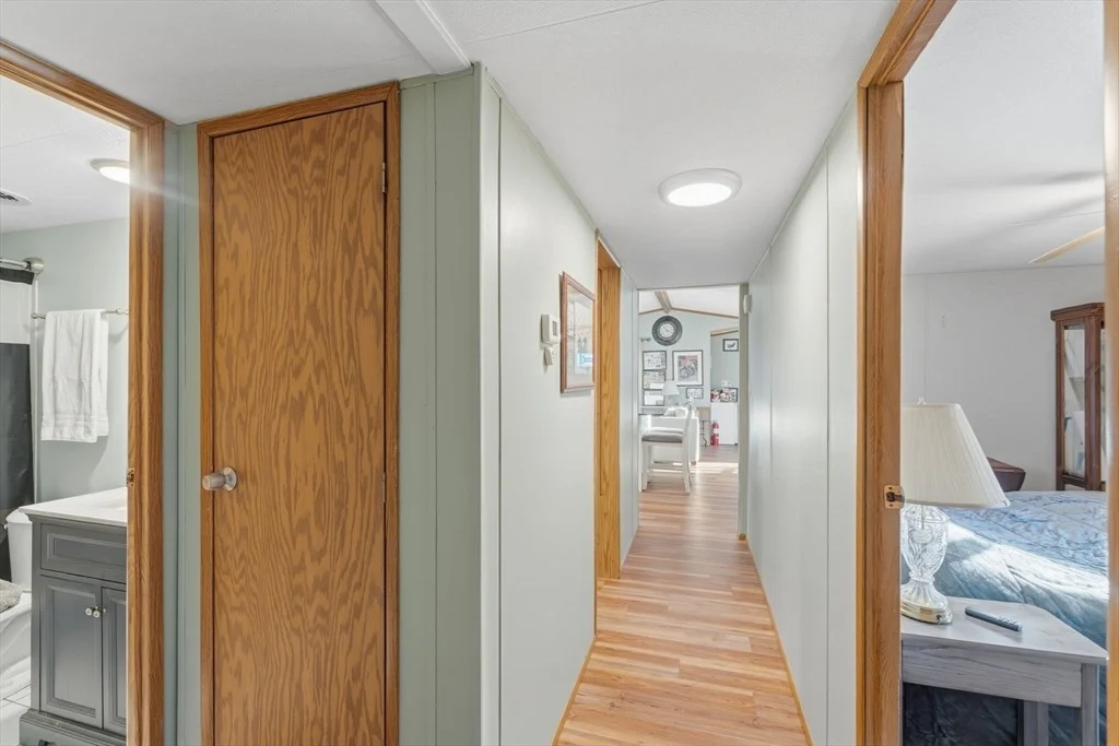 Photo of 10 Lear Dr