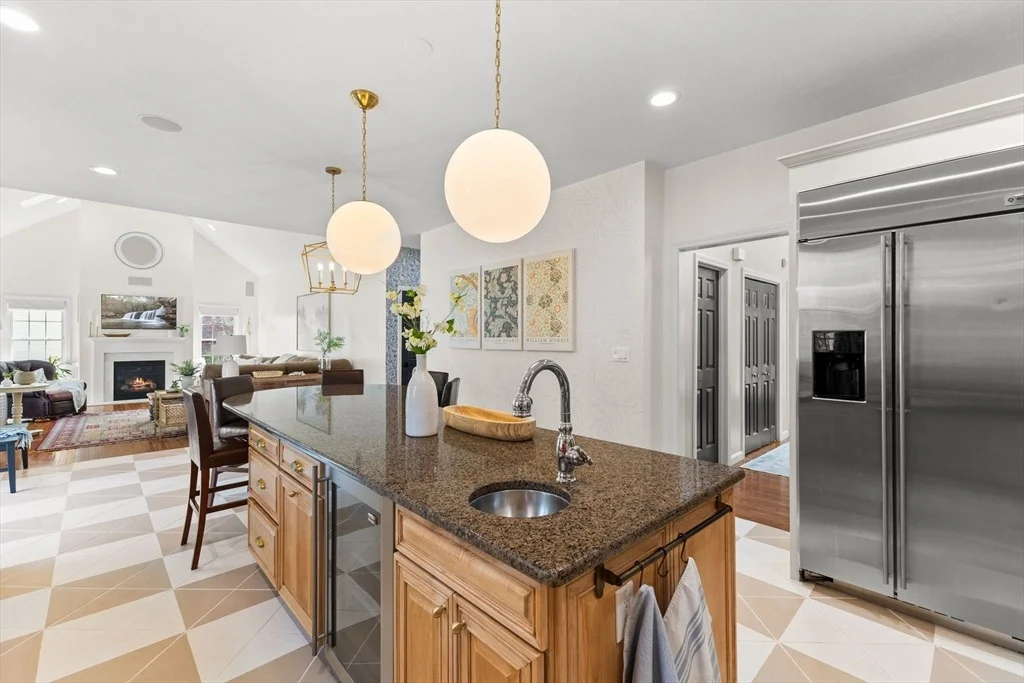 Photo of 353 Finch Rd