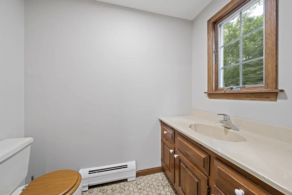 Photo of 70 Joyce Anne Rd