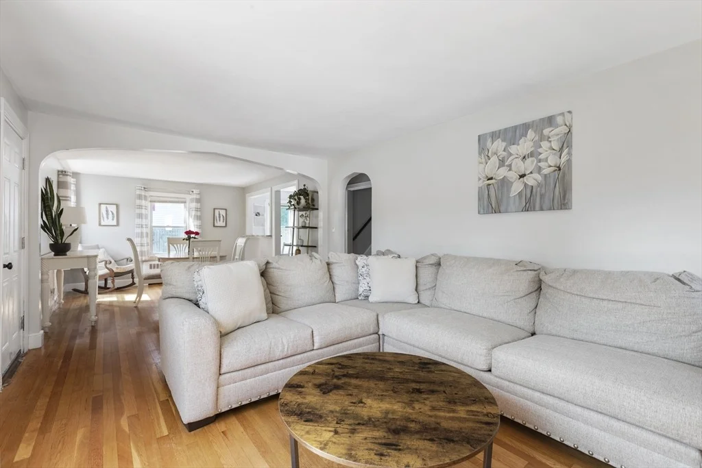 Photo of 4 Maxdale Rd