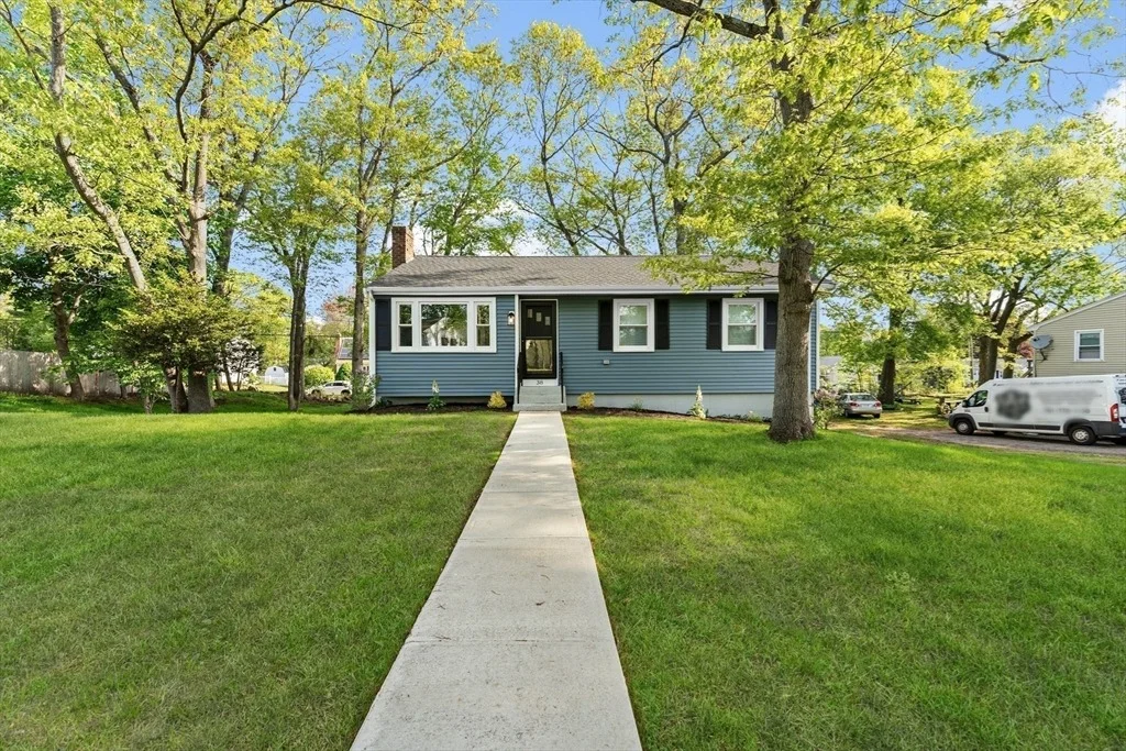 Photo of 38 Isabel Cir