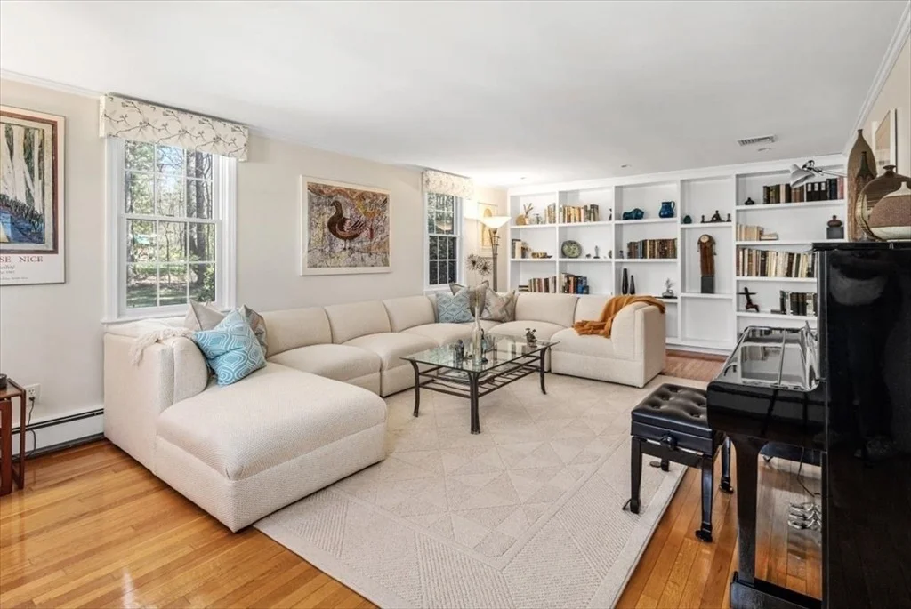 Photo of 11 Queen Anne Lane