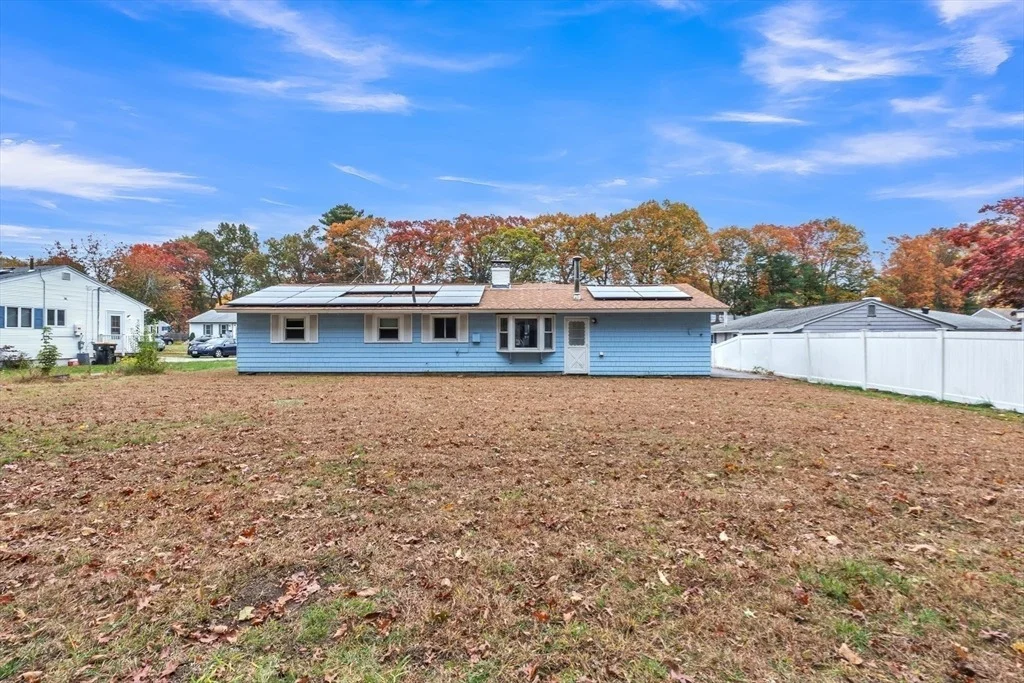 Photo of 15 Fairbrook Rd