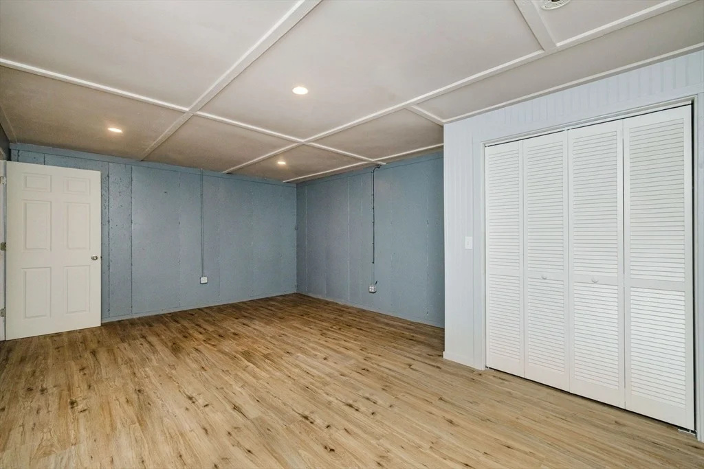 Photo of 275 Summer St