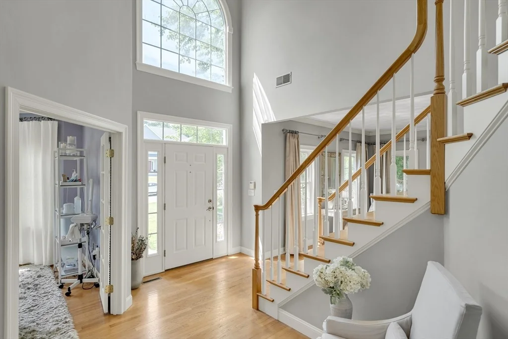 Photo of 4 Carter Dr