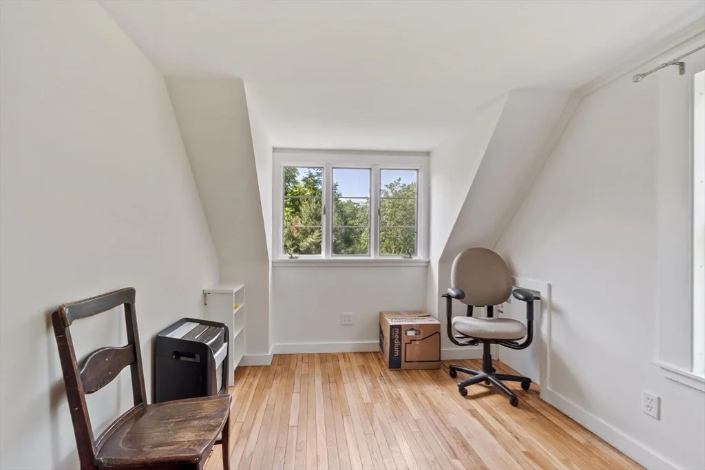 Photo of 1255 Washington Street