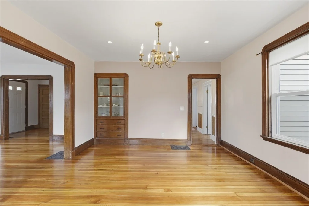 Photo of 83 Franklin St