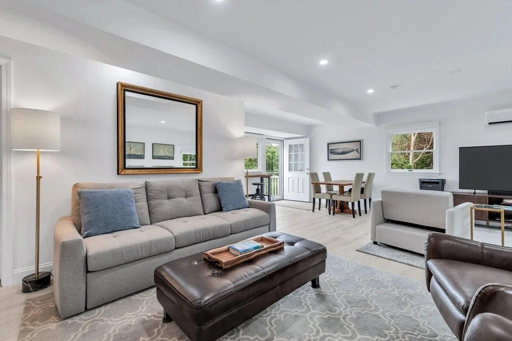 Photo of 4 Arrowhead Cir