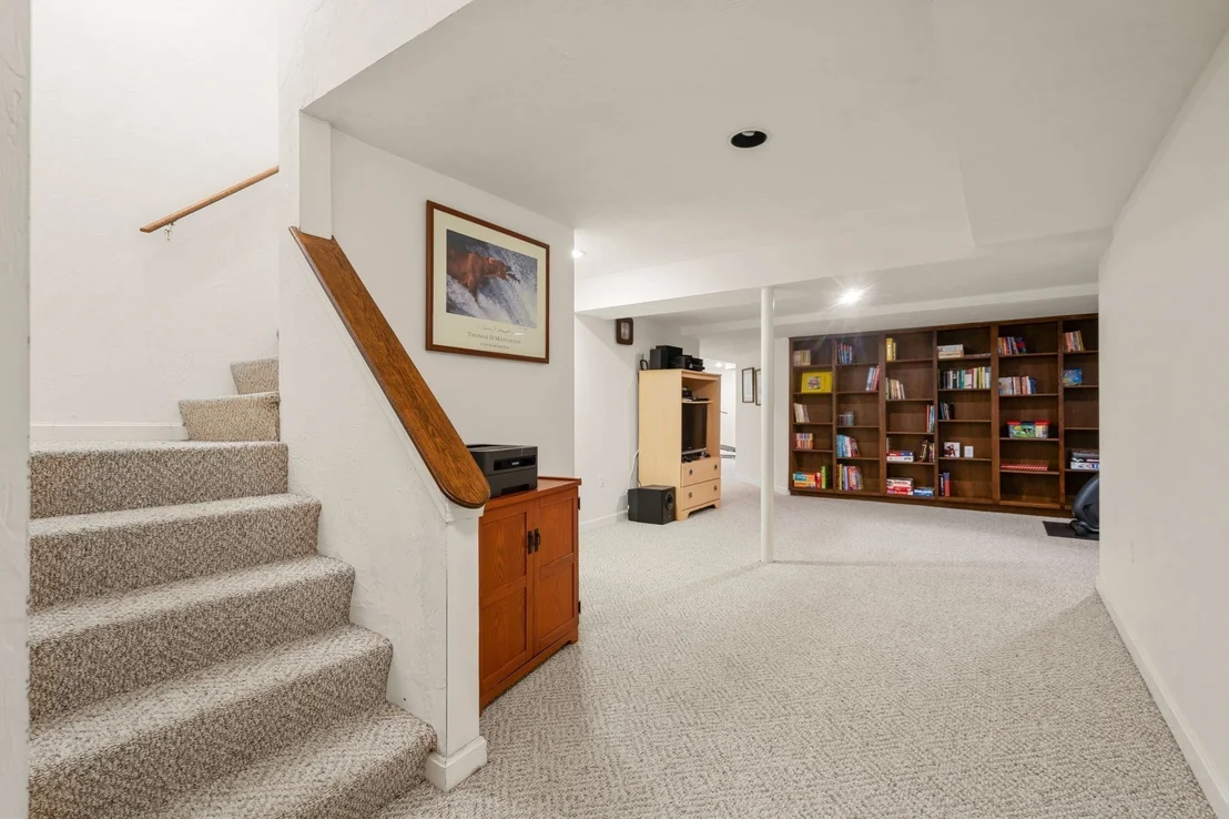 Photo of 160 Stearns Rd