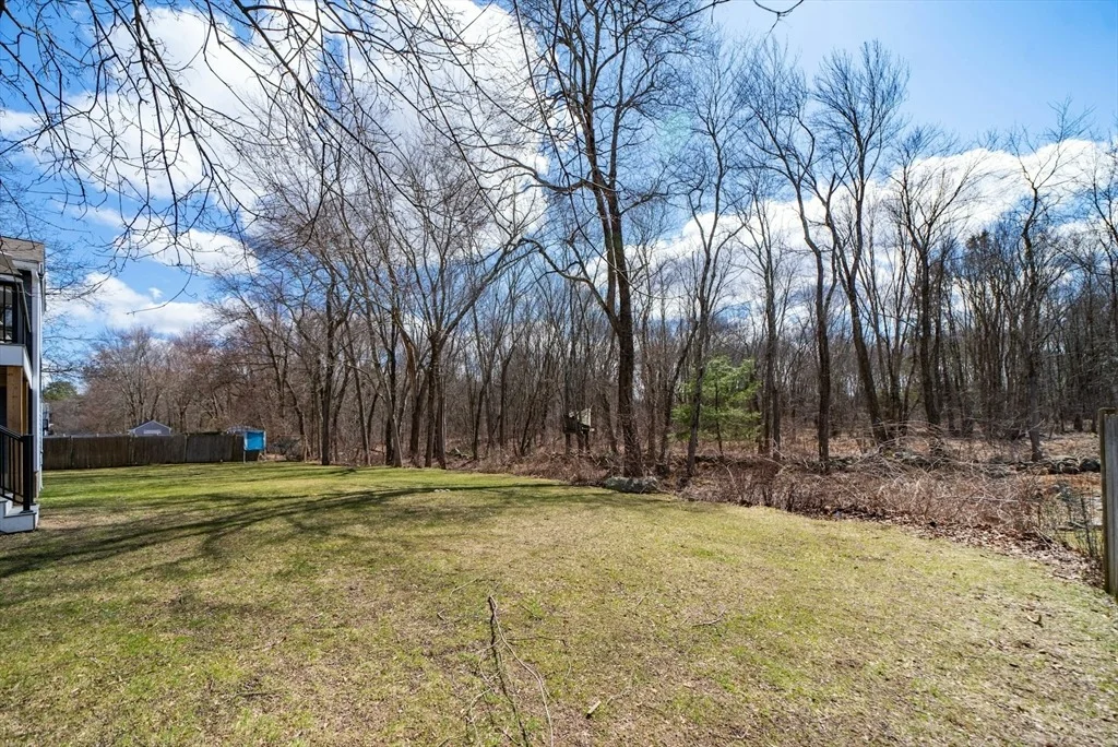 Photo of 25 Longmeadow Rd