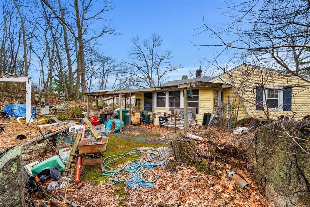 Photo of 111 Den Quarry Rd