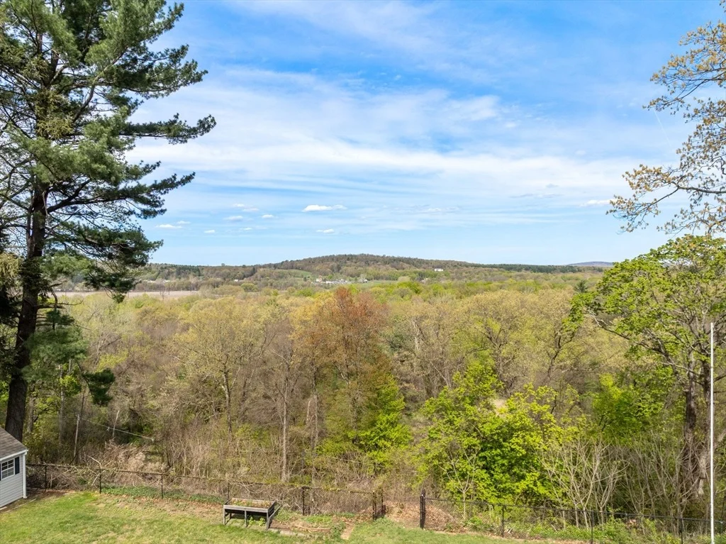 Photo of 29 Llewellyn Drive