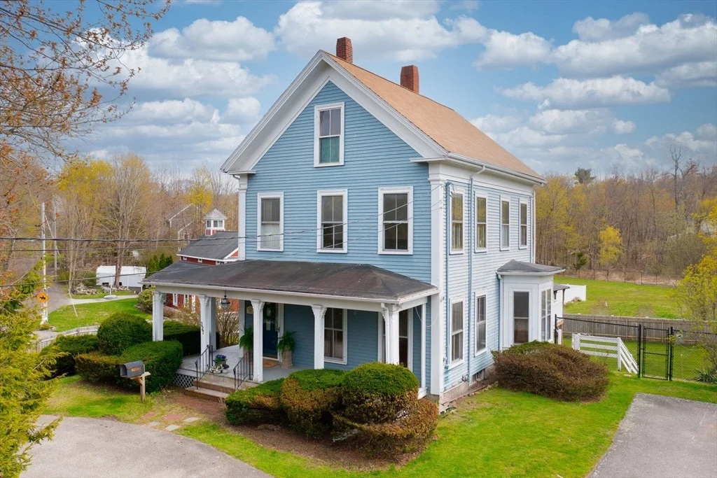 Photo of 327 East St