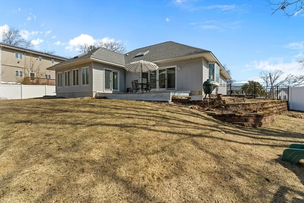 Photo of 43 Staaf Rd